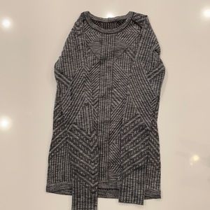 Lululemon long sleeve shirt